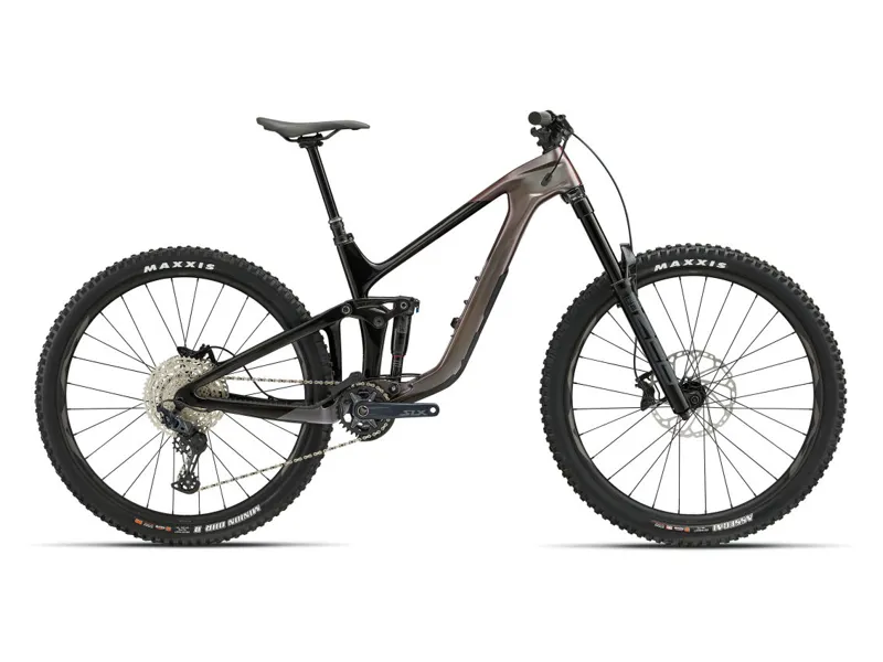 Giant Reign Advanced Pro 2 Carbon Enduro Mountain Bike in Nebula/Carbon Orion
