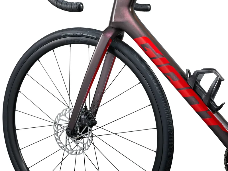 Giant Defy Advanced 2 Road Bike in Tiger Red-6