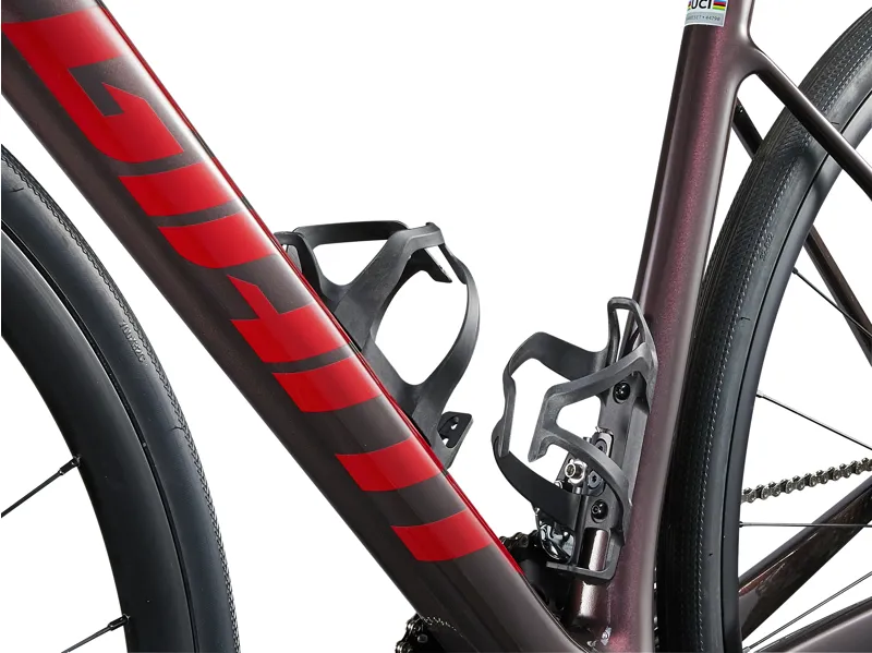 Giant Defy Advanced 2 Road Bike in Tiger Red-4