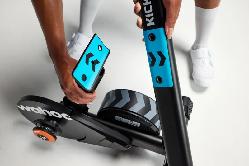 Wahoo KICKR CORE 2 With Zwift Cog Direct-Drive Smart Trainer-9