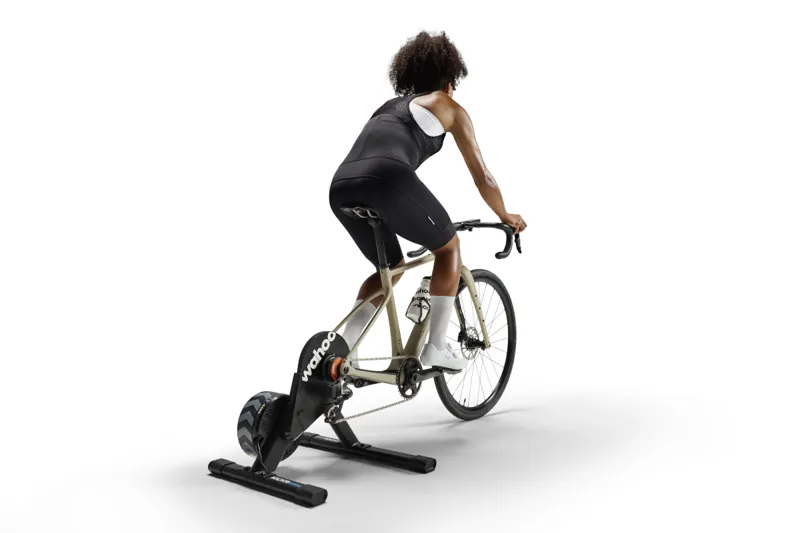 Wahoo KICKR CORE 2 With Zwift Cog Direct-Drive Smart Trainer-7