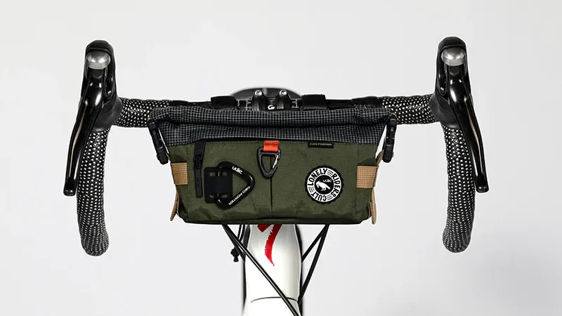 ULAC Coursier Jager 3.0l Handlebar Bag in Moss-1