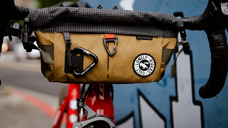 ULAC Coursier Jager 3.0l Handlebar Bag in Terrain-2
