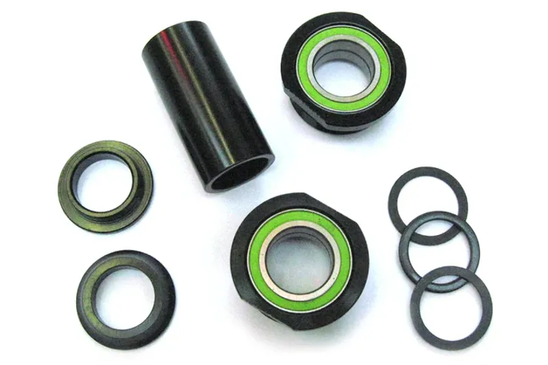 Disturbed Euro Bottom Bracket Kit 19mm in Black
