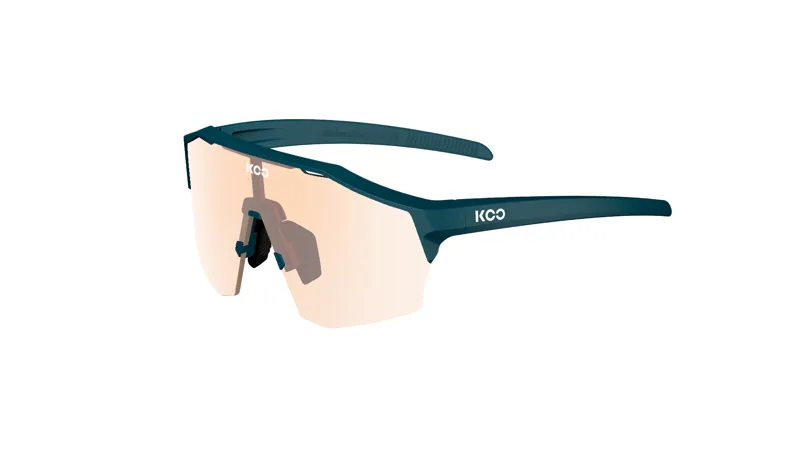 Koo ALIBI Cycling Sunglasses Dark Blue Frame with Matt Red Photochromatic Lenses Regular Size