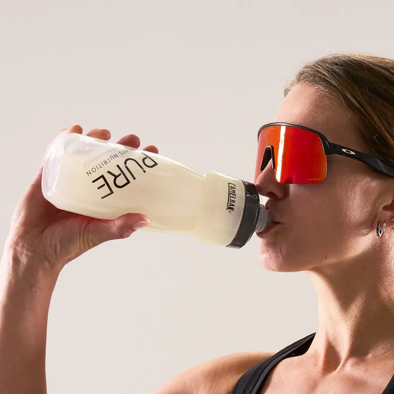 Pure Electrolyte Hydration Starter Pack with CamelBak Podium Bottle-3