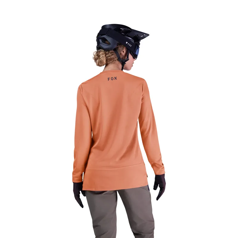 Fox Womens Ranger Long Sleeve Jersey in Coral-3