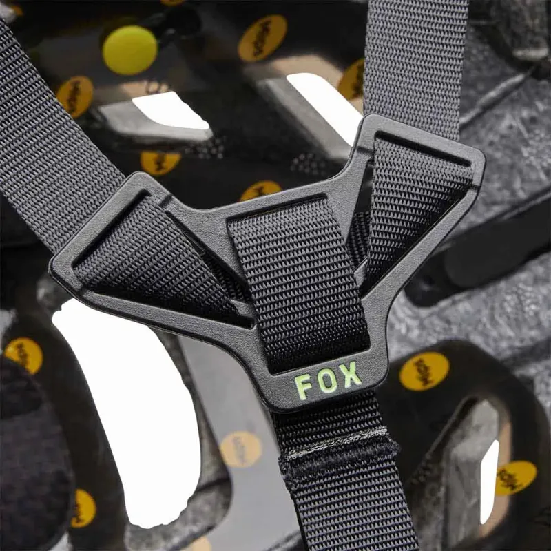 Fox Speedframe Pro 50th Year Anniversary Trail Helmet in Black/Green-9