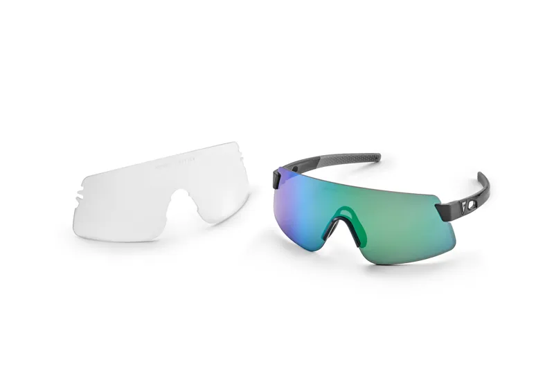 GIANT HELIO TRANSLUCENT GREY FRAME RED LENS POLARVIS-4