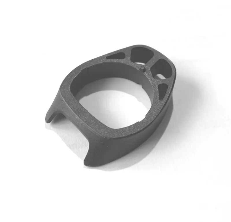 Giant Stem Reversed Spacer D-shape in Black