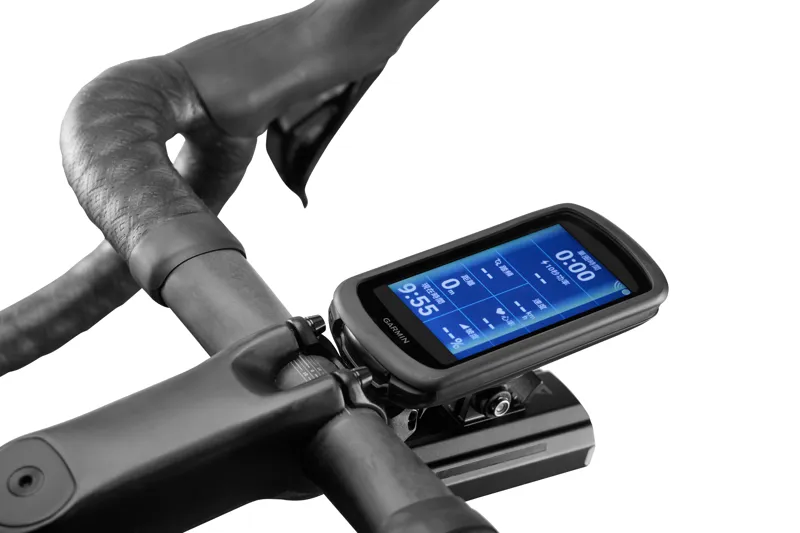 Giant Recon Plus TL300R Rear Light and Radar in Black-6