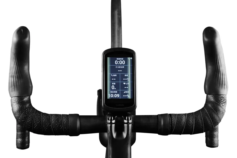 Giant Recon Plus TL300R Rear Light and Radar in Black-4