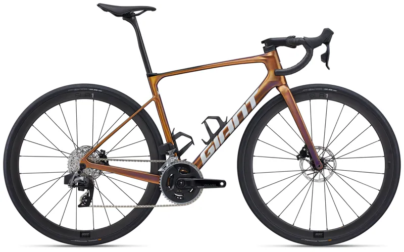 Giant Defy Advanced Pro 1 Carbon Endurance Road Bike in Meteor Storm
