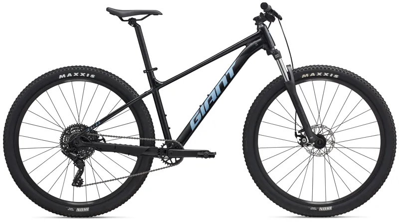 Giant Talon 4 Mens Hardtail Mountain Bike in Black