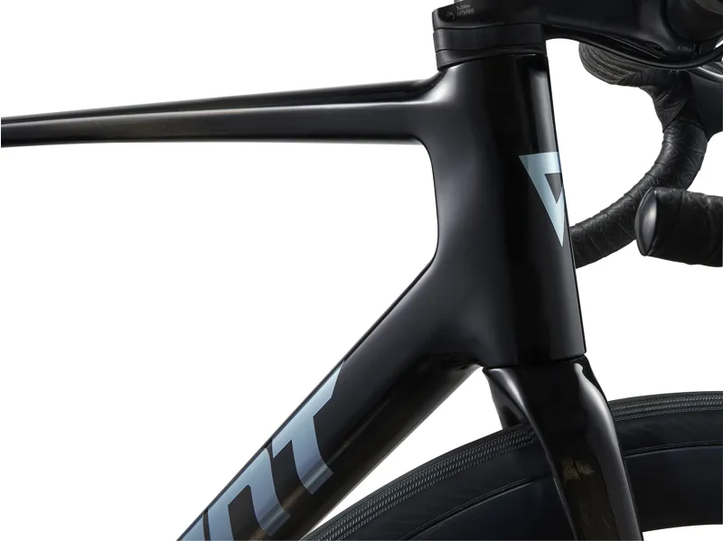 Giant TCR Advanced Pro 1-Di2 Road Bike In Gloss Carbon-7