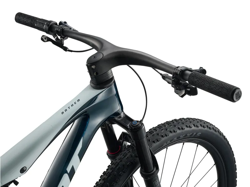 Giant Anthem Advanced SL 2 XC Race Bike in Mariana Blue-8