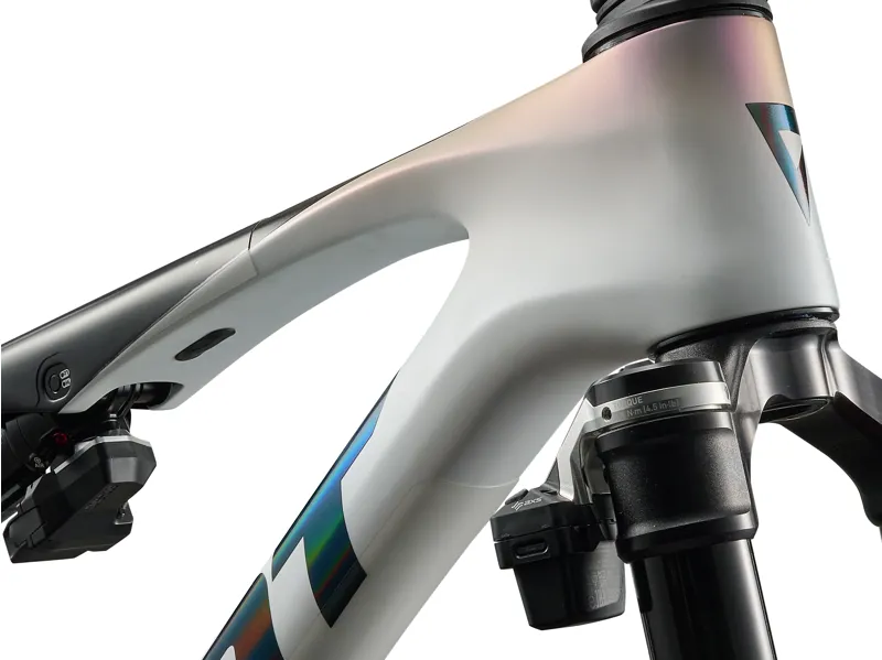 Giant Anthem Advanced SL SE XC Race Bike in White/Carbon-2