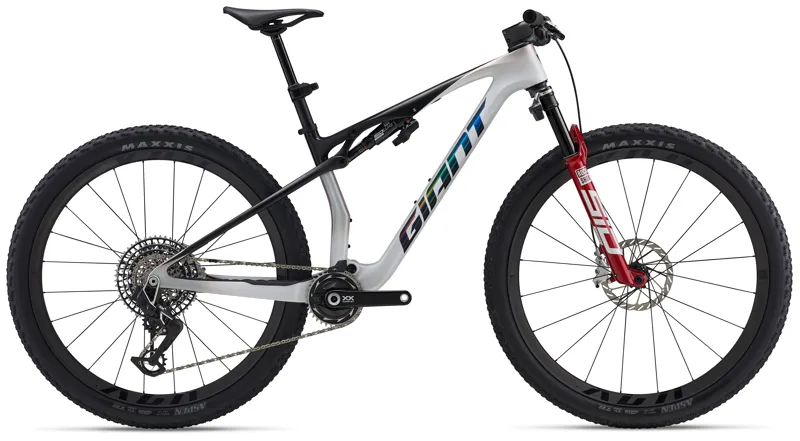 Giant Anthem Advanced SL SE XC Race Bike in White/Carbon
