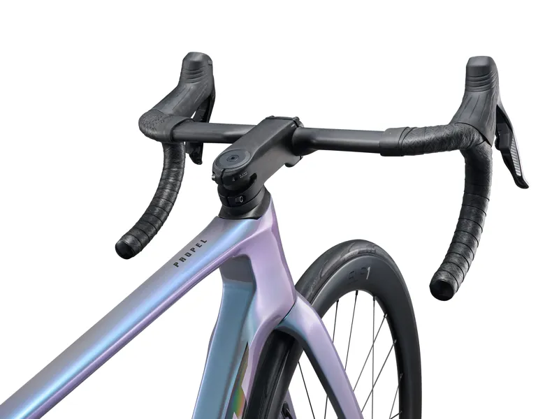 Giant Propel Advanced Pro 0 Sram Force AXS Mens Aero Road Bike in Prismatic Haze-3