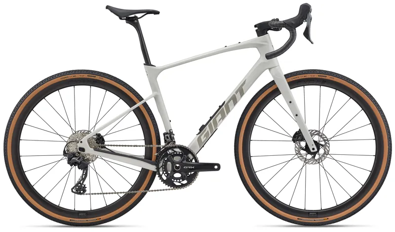 Giant Revolt Advanced 0 Carbon Gravel Bike in Snow Drift