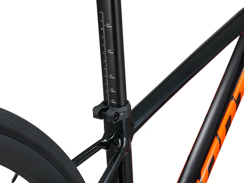 Giant Seek 2 Aluminium Kids Road Bike in Abyss Black-8