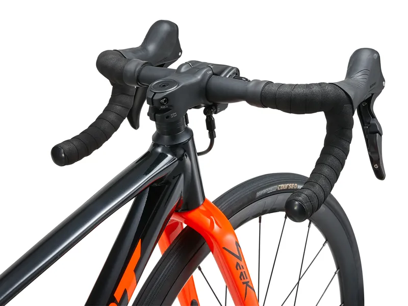 Giant Seek 2 Aluminium Kids Road Bike in Abyss Black-9