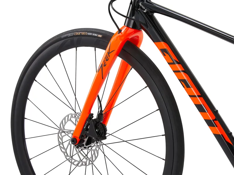 Giant Seek 2 Aluminium Kids Road Bike in Abyss Black-12