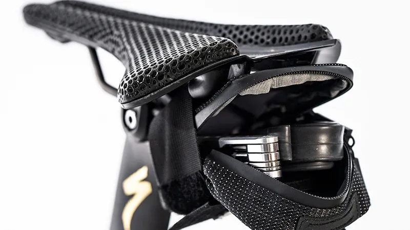 ULAC Radtail Verve Saddle Bag 0.5L in Black-7