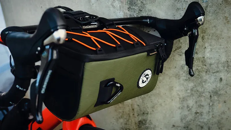 ULAC Coursier GT Max Handle Bar Bag 4.2L in Moss-10