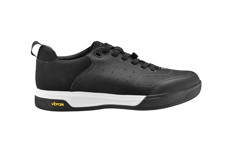Giant Shuttle Clipless Lace Up Clip-In Mountain Bike Shoe in Black-1