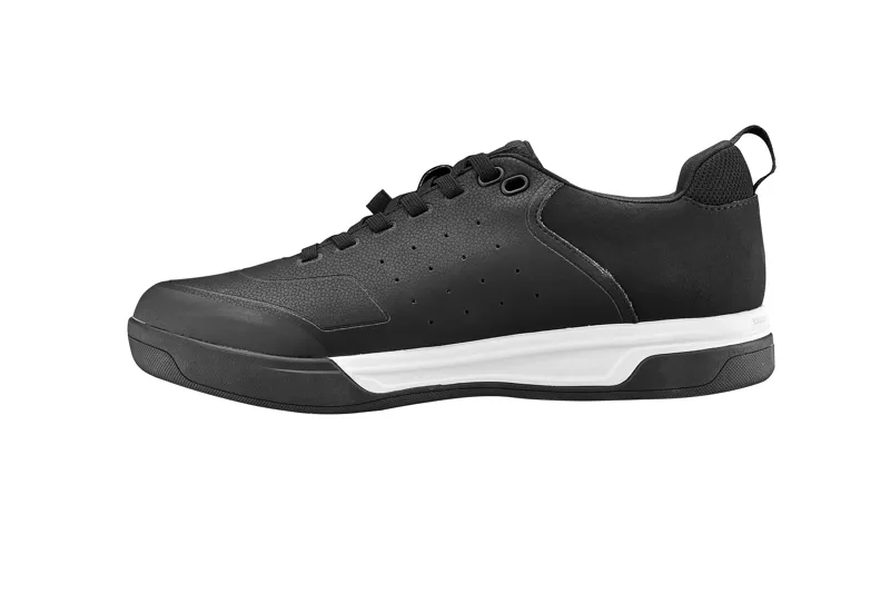 Giant Shuttle Clipless Lace Up Clip-In Mountain Bike Shoe in Black-2