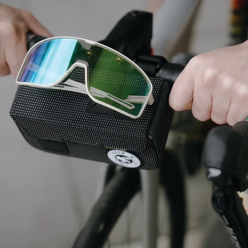 Ulac Otaku Sunglasses in Off-White Frame with Photochromic Boost Blue Lenses-4